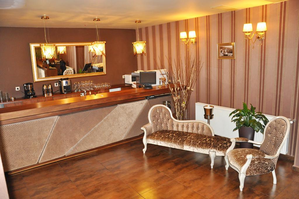 Hotel Rainer บราชอฟ ภายนอก รูปภาพ