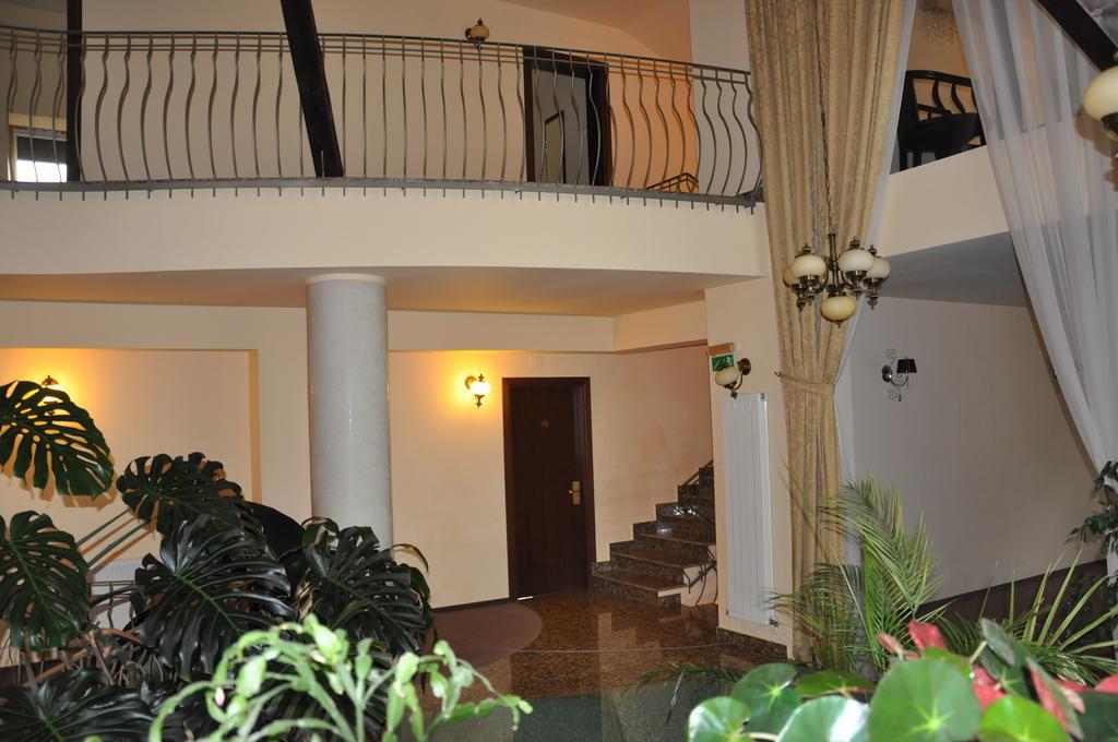 Hotel Rainer บราชอฟ ภายนอก รูปภาพ