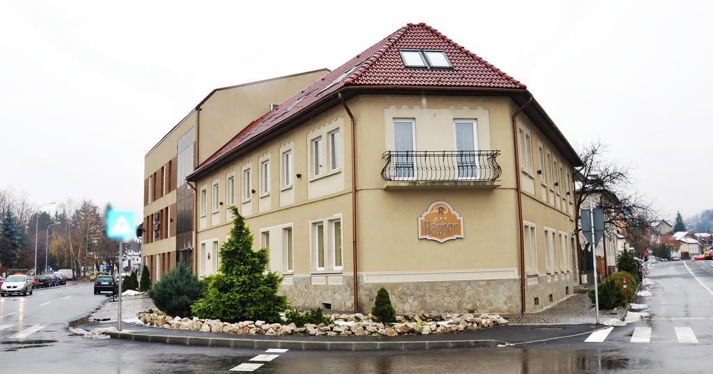 Hotel Rainer บราชอฟ ภายนอก รูปภาพ